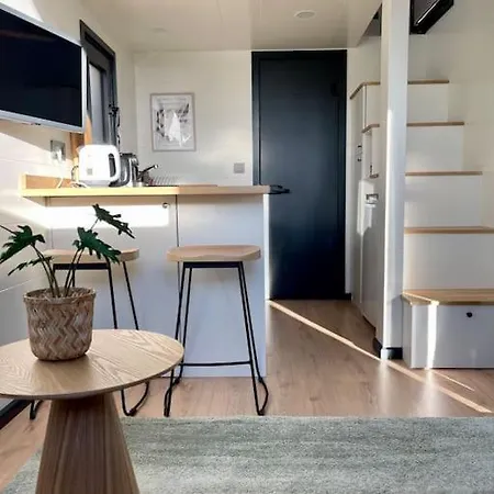 Ferienhaus Tiny House With Sauna & Jacuzzi Near Amsterdam Vijfhuizen