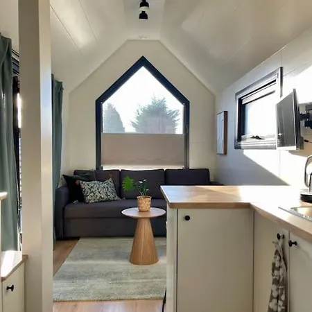 Tiny House With Sauna & Jacuzzi Near Amsterdam Ferienhaus Vijfhuizen