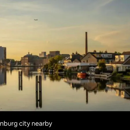 Tiny House With Sauna & Jacuzzi Near Amsterdam Holiday home