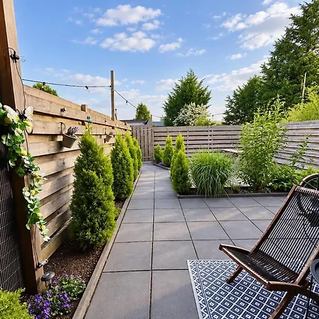 Holiday home Charming Tiny House With Private Jacuzzi, Sauna And Garden & Free Parking Between Amsterdam Haarlem And Schiphol Airport *