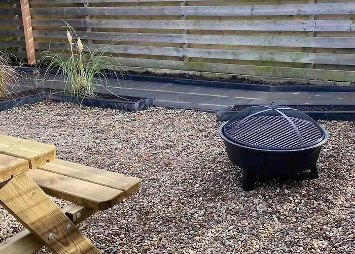 Tiny House With Sauna & Jacuzzi Near Amsterdam Hébergement de vacances