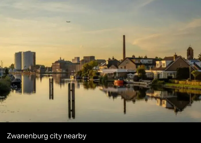 Tiny House With Sauna & Jacuzzi Near Amsterdam Hébergement de vacances