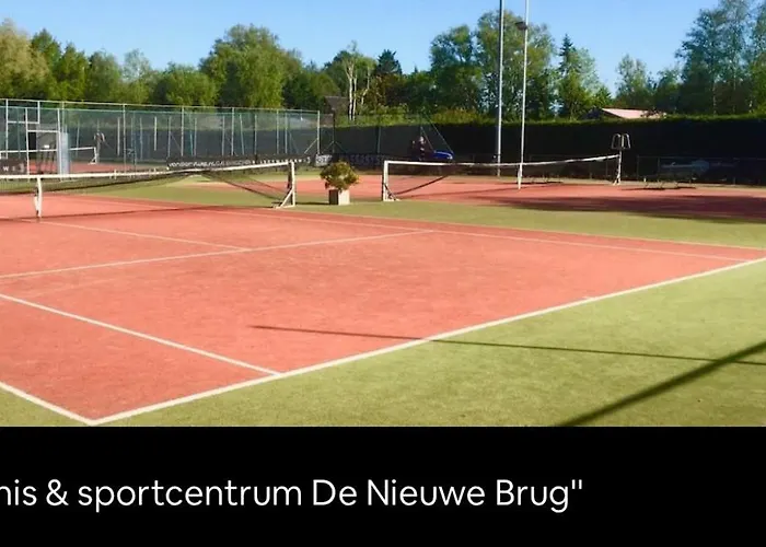 Tiny House With Sauna & Jacuzzi Near Amsterdam Vijfhuizen