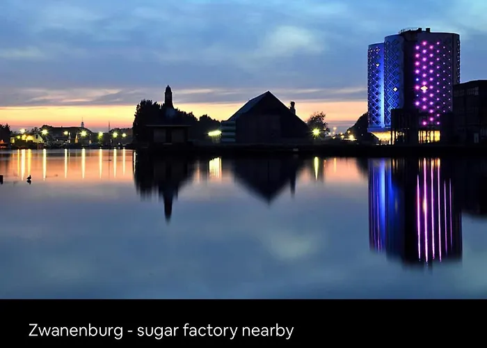 Tiny House With Sauna & Jacuzzi Near Amsterdam Hébergement de vacances