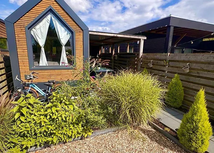 Tiny House With Sauna & Jacuzzi Near Amsterdam Hébergement de vacances