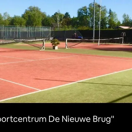 Tiny House With Sauna & Jacuzzi Near Amsterdam Vijfhuizen