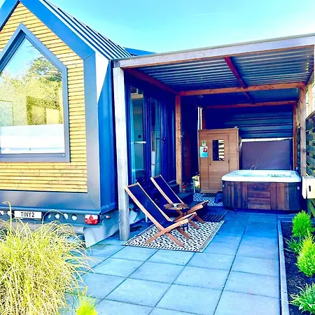 Tiny House With Sauna & Jacuzzi Near Amsterdam Holiday home *